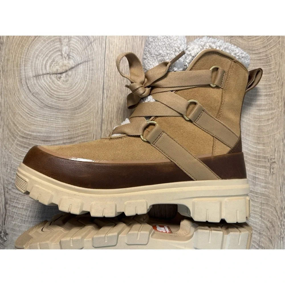 SOREL Tivoli V Resort Waterproof Women's Boots Velvet Tan 10.5 Chunky Heel Fur